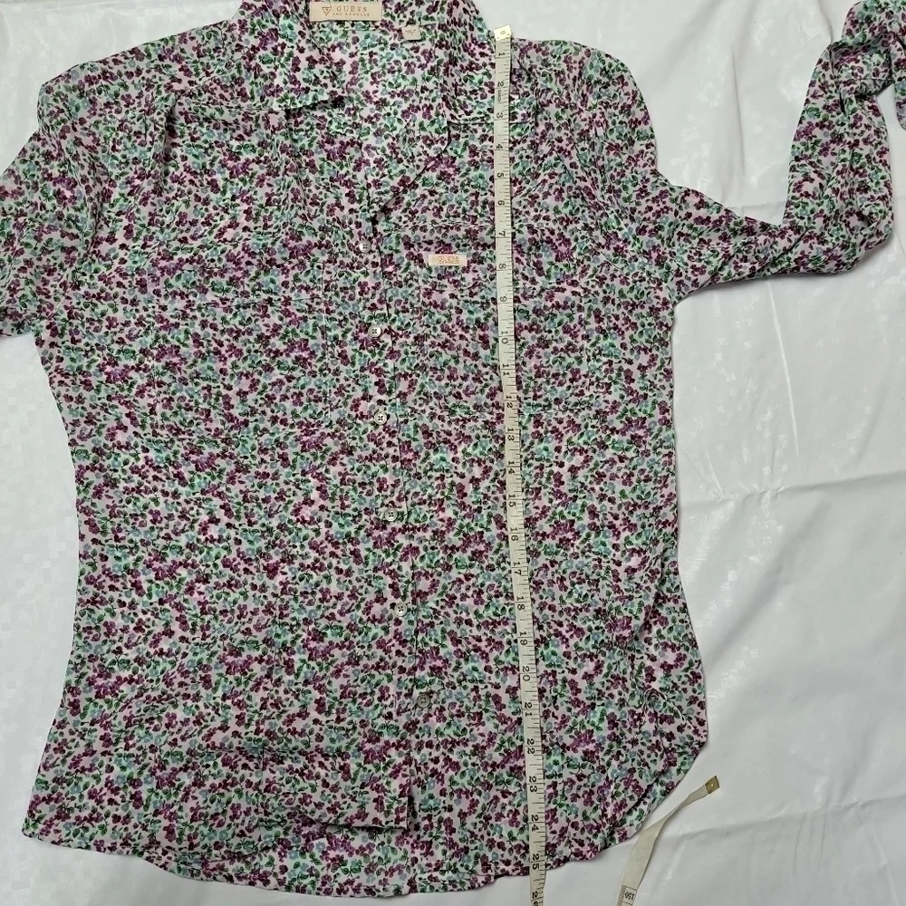 GUESS Los Angeles Floral Button down Shirt - Picture 8 of 10